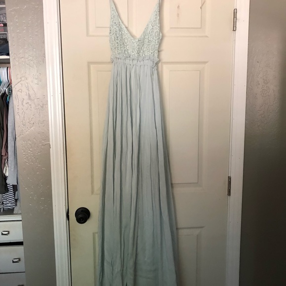 Mint green backless maxi dress - Picture 3 of 8